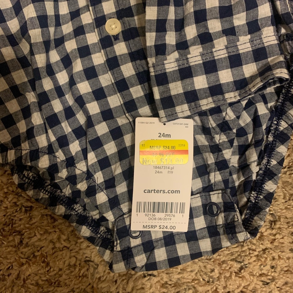 Baby Boy Carter’s button down - Picture 5 of 11
